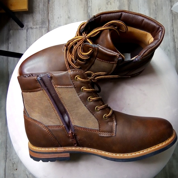 NWOB Steve Madden boots - Picture 3 of 4